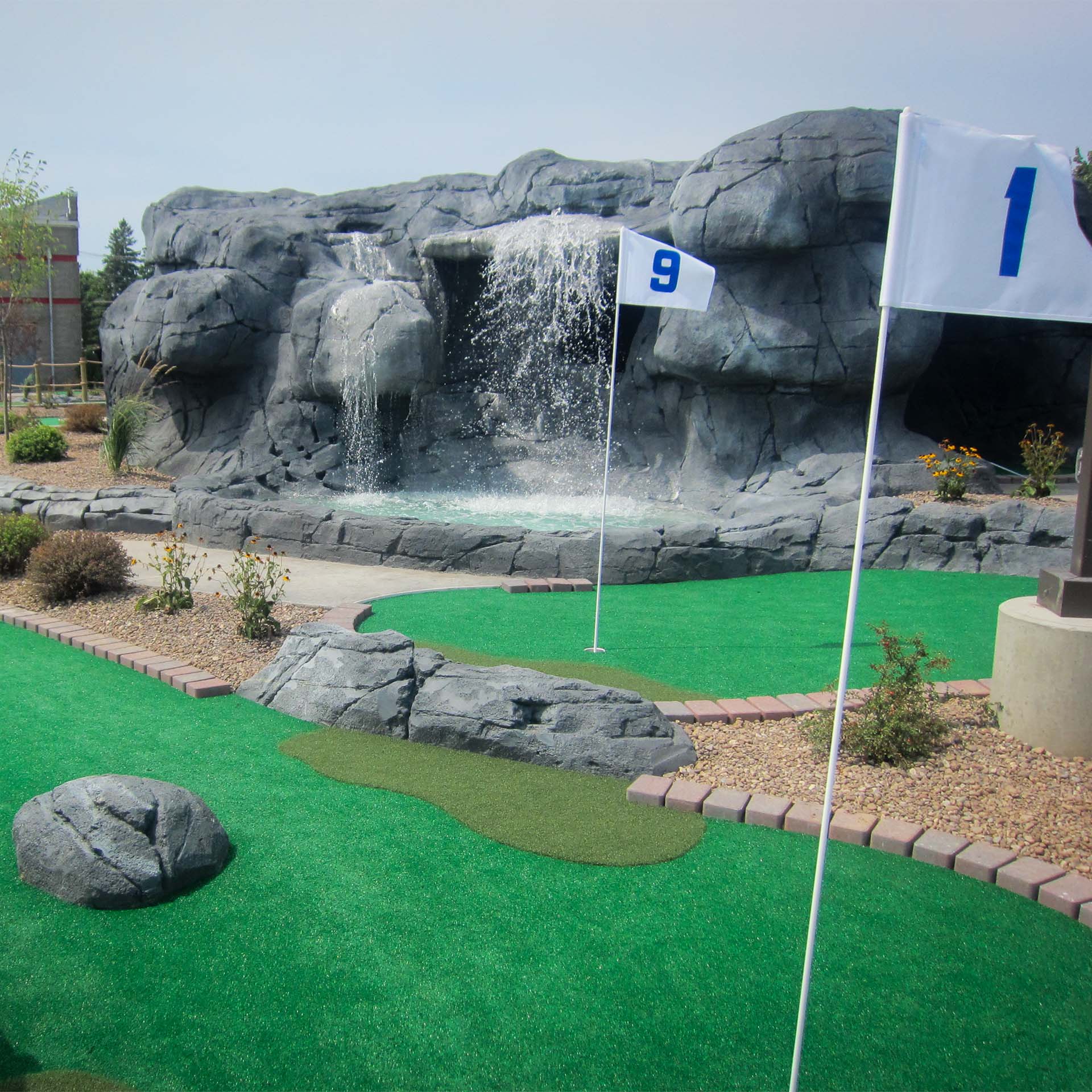 Buffalo Games Golf The Game Indoor/Outdoor Dexterity Minigolf Game